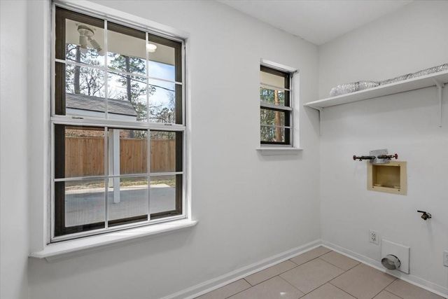 20 Woody Creek Drive, Conroe, TX 77301