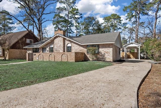 20 Woody Creek Drive, Conroe, TX 77301