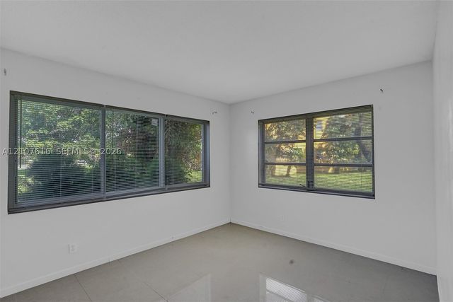 5420 NW 11th St 108, Plantation, FL 33313
