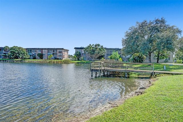 5420 NW 11th St 108, Plantation, FL 33313