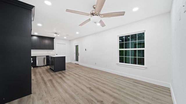 17411 Rolling Hill Lane, Waller, TX 77484