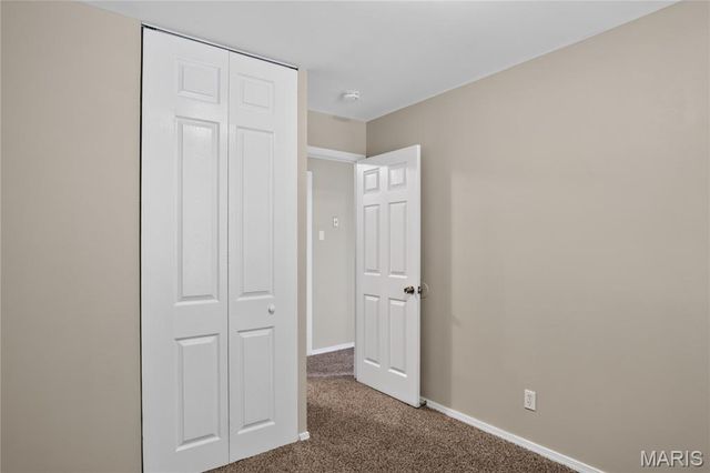 12083 Garden Lane, St Louis, MO 63138