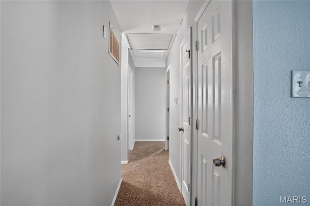 12083 Garden Lane, St Louis, MO 63138