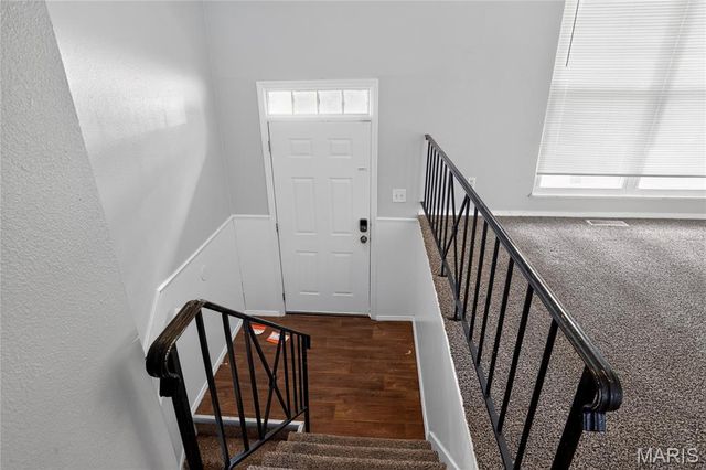 12083 Garden Lane, St Louis, MO 63138