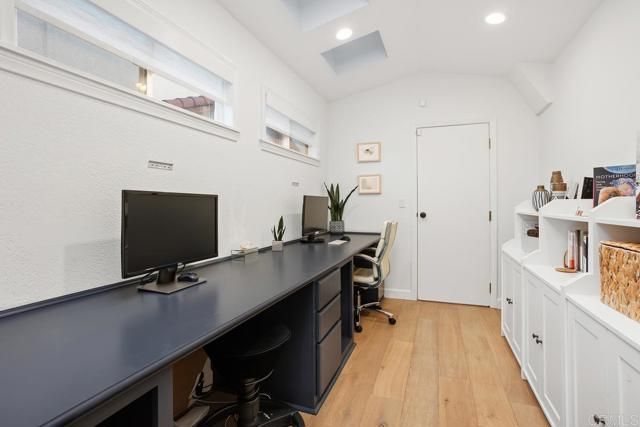 2063 Wandering Rd, Encinitas, CA 92024