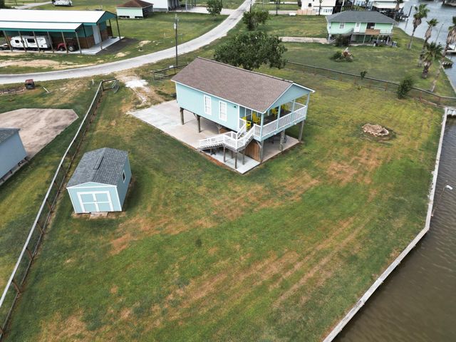 1867 County Road 291, Sargent, TX 77414