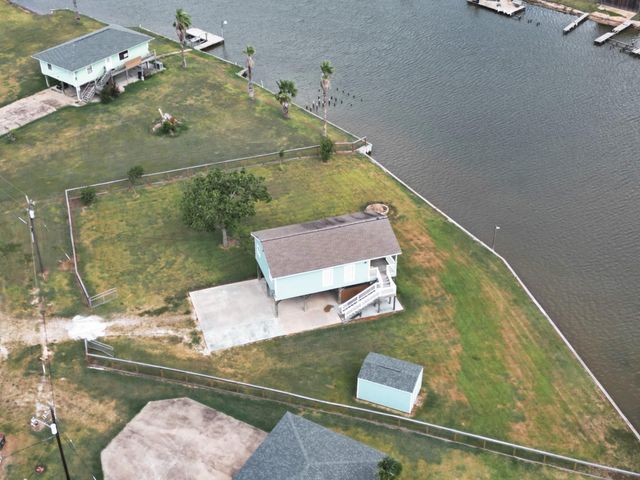 1867 County Road 291, Sargent, TX 77414