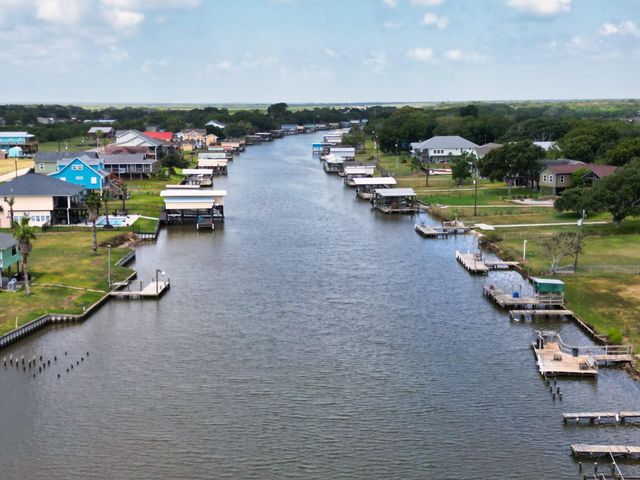 1867 County Road 291, Sargent, TX 77414