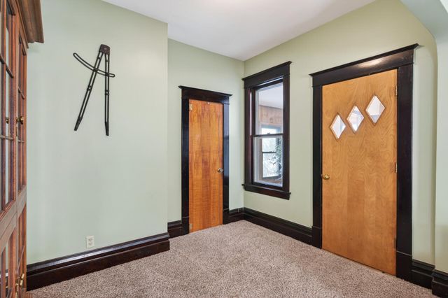620 Van Buren Street NE, Minneapolis, MN 55413