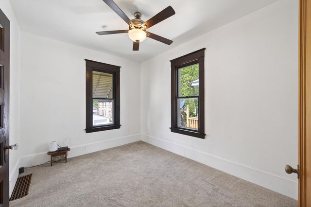 620 Van Buren Street NE, Minneapolis, MN 55413