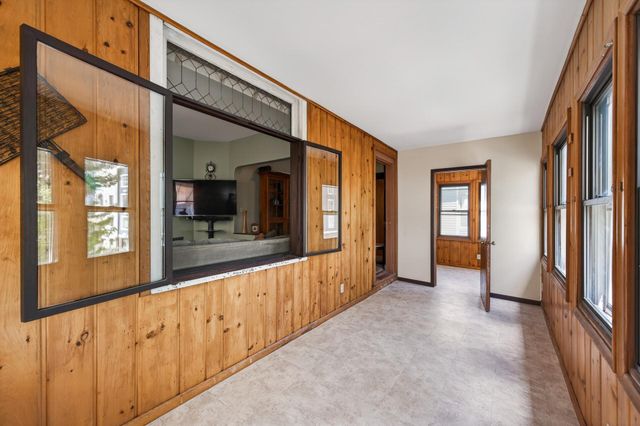 620 Van Buren Street NE, Minneapolis, MN 55413