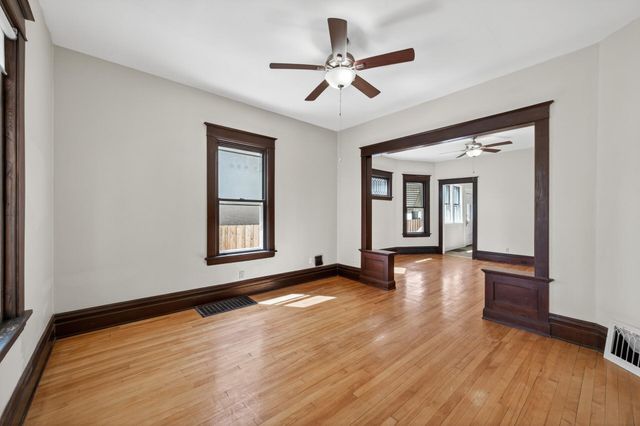 620 Van Buren Street NE, Minneapolis, MN 55413