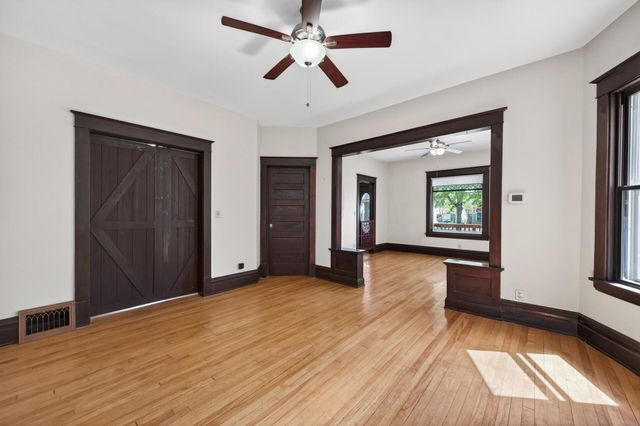 620 Van Buren Street NE, Minneapolis, MN 55413