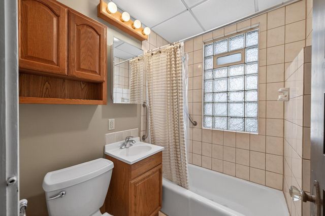 620 Van Buren Street NE, Minneapolis, MN 55413