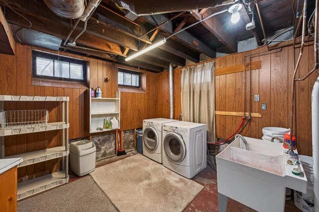 620 Van Buren Street NE, Minneapolis, MN 55413