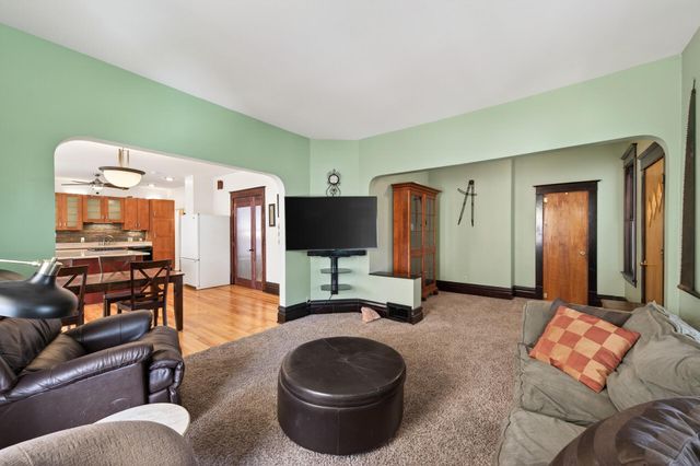 620 Van Buren Street NE, Minneapolis, MN 55413