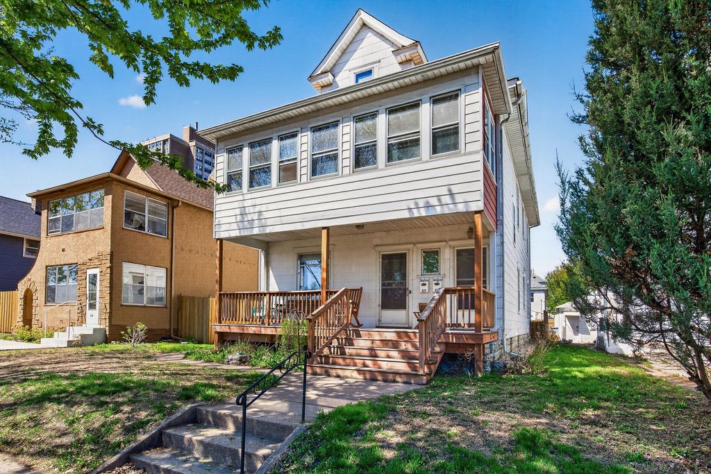 620 Van Buren Street NE, Minneapolis, MN 55413
