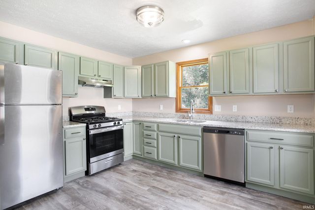 1849 N Meade Street, South Bend, IN 46628