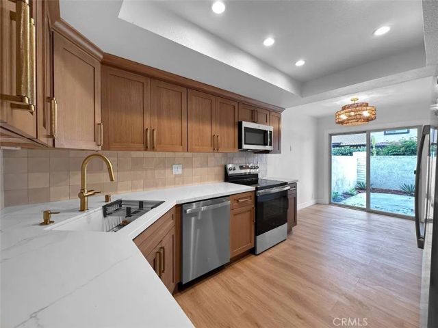 9948 Del Rio 98, Cypress, CA 90630
