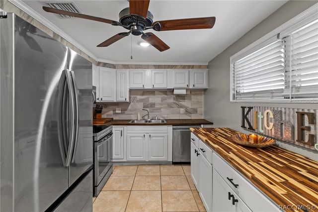 97 Risher Avenue, Inglis, FL 34449