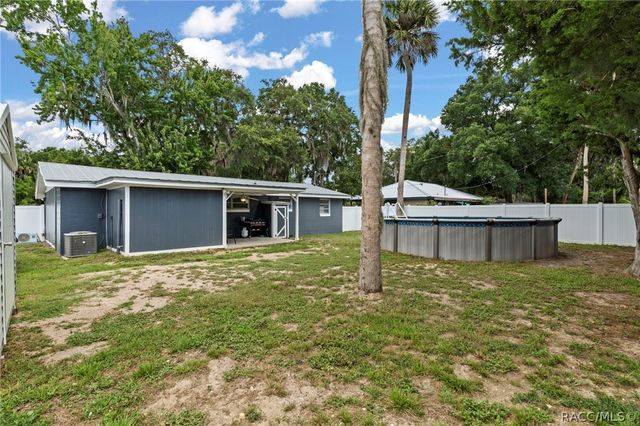 97 Risher Avenue, Inglis, FL 34449