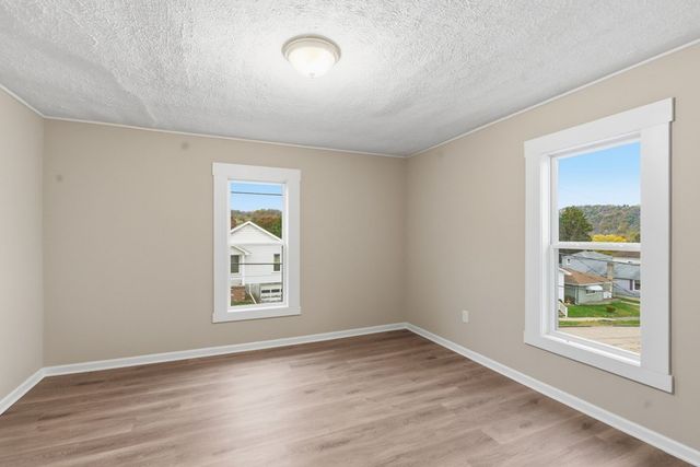 466 W 45th Street, Shadyside, OH 43947