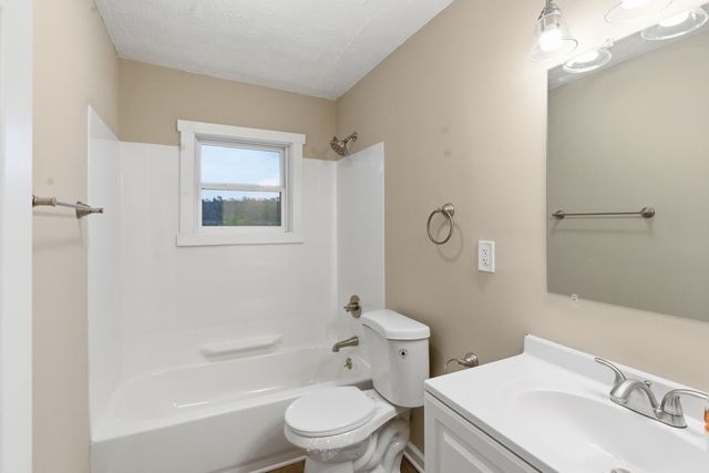 466 W 45th Street, Shadyside, OH 43947