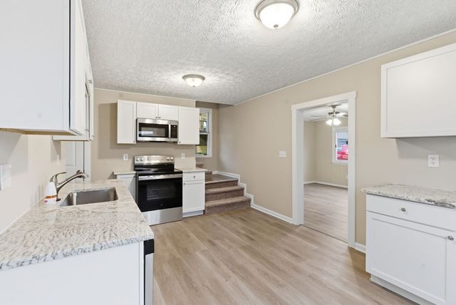 466 W 45th Street, Shadyside, OH 43947