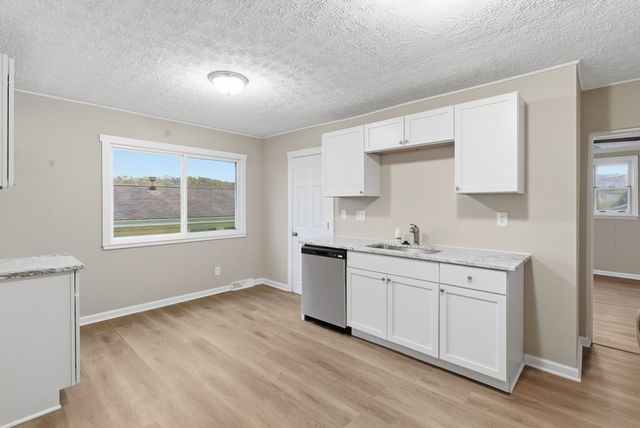 466 W 45th Street, Shadyside, OH 43947