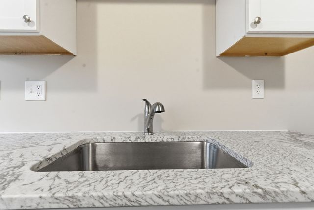 466 W 45th Street, Shadyside, OH 43947