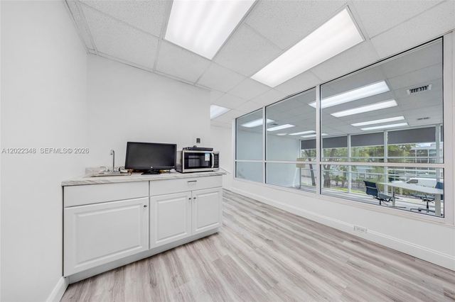 8009 NW 29th Street 8009, Doral, FL 33122