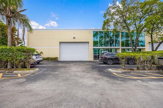 8009 NW 29th Street 8009, Doral, FL 33122