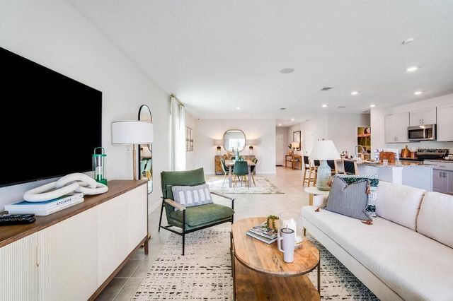 221 STREAMWATER WAY, Groveland, FL 34736