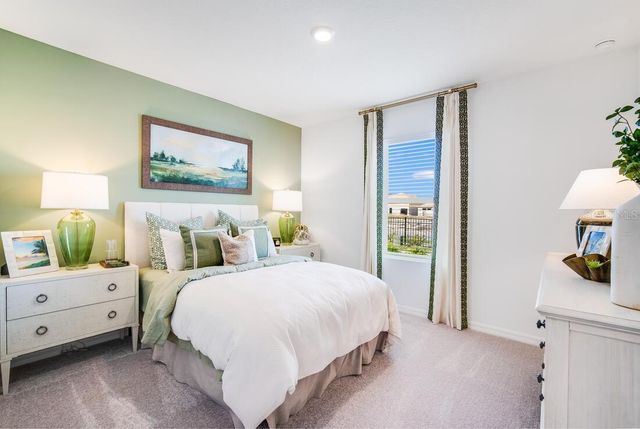 221 STREAMWATER WAY, Groveland, FL 34736