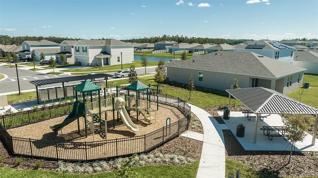 221 STREAMWATER WAY, Groveland, FL 34736