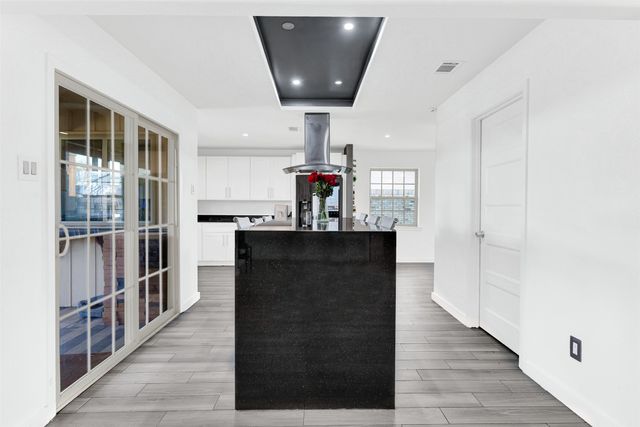 1613 University Drive, Richardson, TX 75081