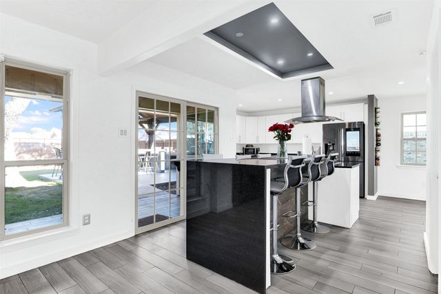 1613 University Drive, Richardson, TX 75081