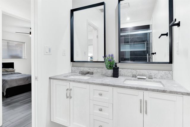 1613 University Drive, Richardson, TX 75081