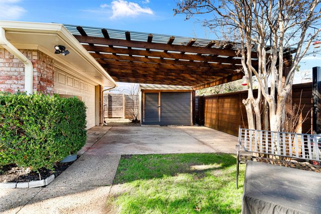 1613 University Drive, Richardson, TX 75081