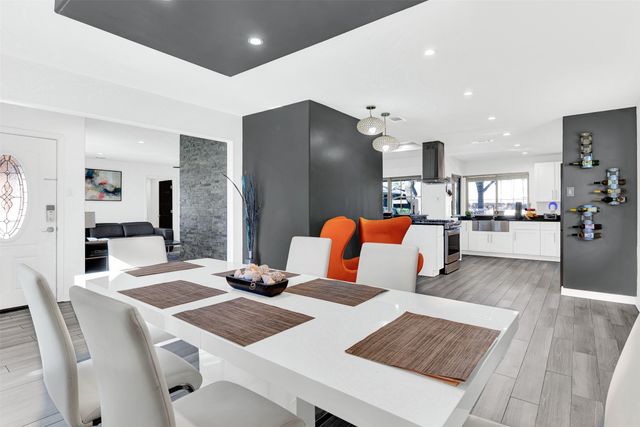 1613 University Drive, Richardson, TX 75081