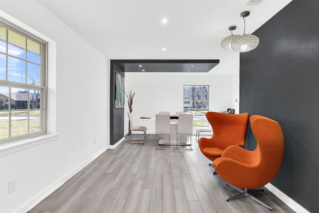 1613 University Drive, Richardson, TX 75081