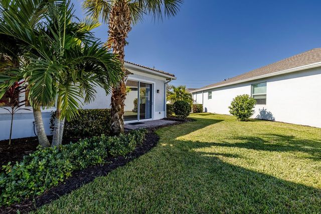 2536 Bella Vista Circle, Vero Beach, FL 32966