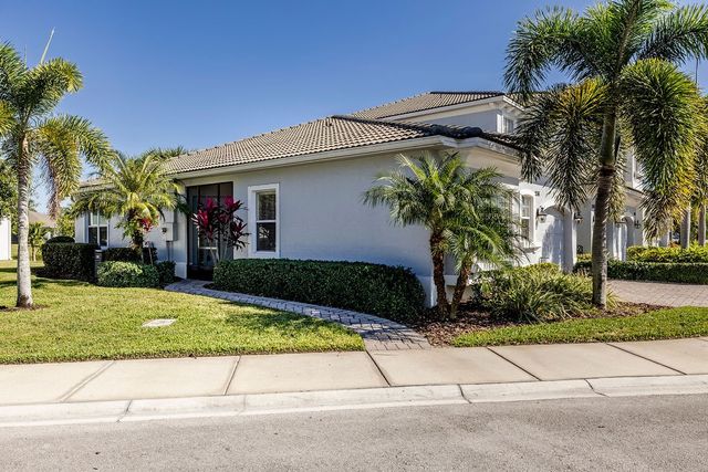 2536 Bella Vista Circle, Vero Beach, FL 32966