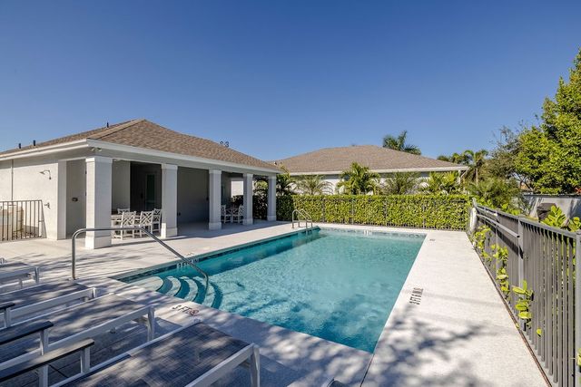 2536 Bella Vista Circle, Vero Beach, FL 32966