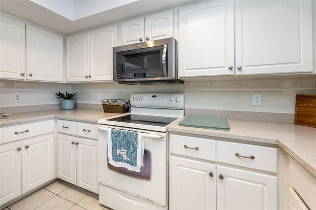 29 CLEVELAND COURT, Palm Coast, FL 32137