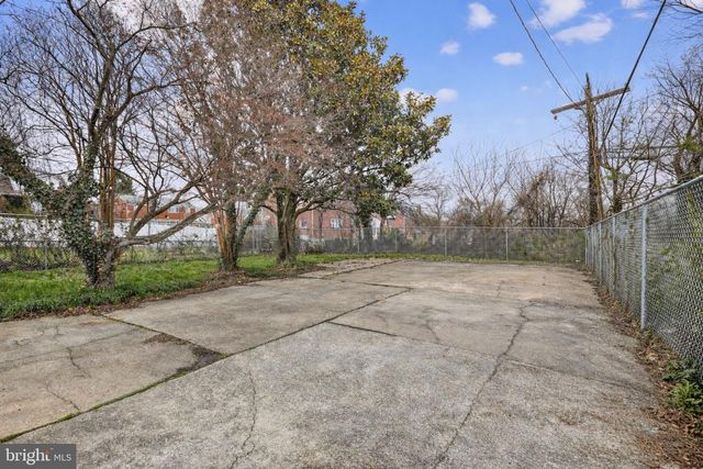 4804 ANNTANA AVE, Baltimore, MD 21206