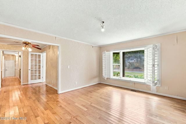 336 Spring Branch Road SW, Supply, NC 28462