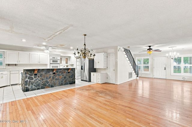 336 Spring Branch Road SW, Supply, NC 28462