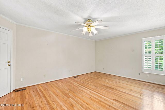 336 Spring Branch Road SW, Supply, NC 28462