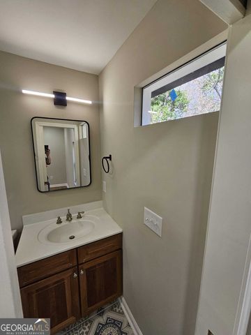 1110 Bryant Street SW, Conyers, GA 30012